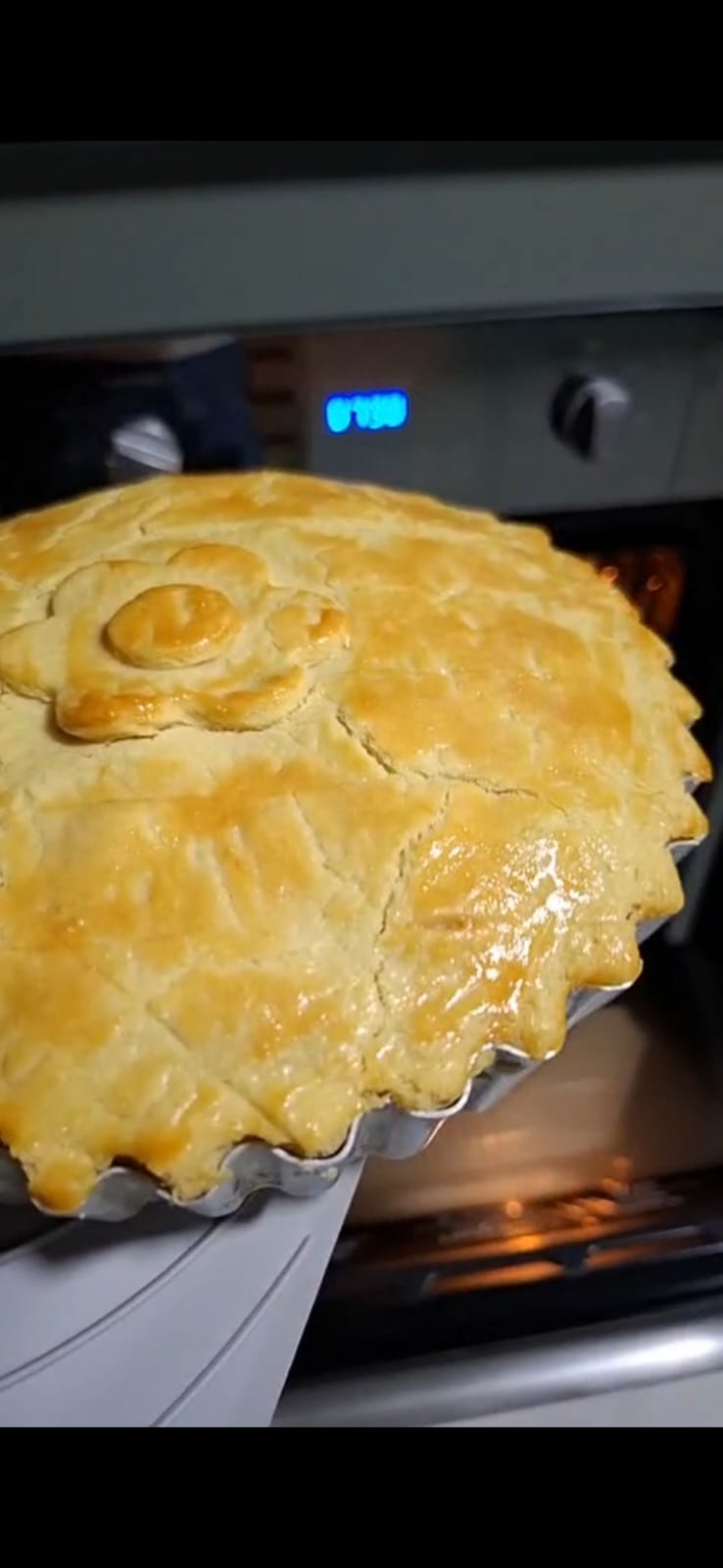 Torta de Frango Inteira